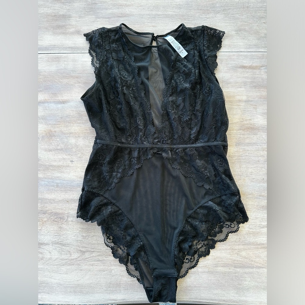 Forever21 floral Lace Lingerie Teddy M
